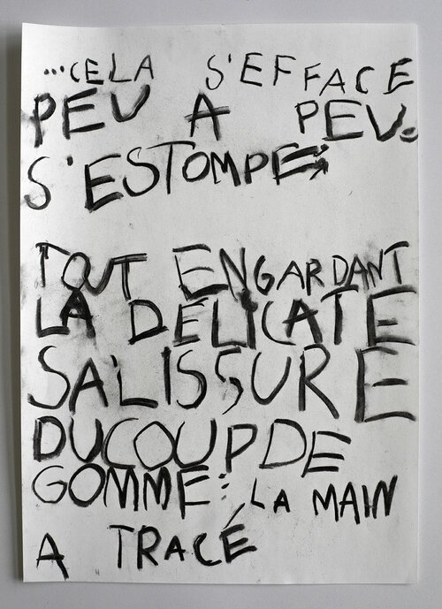 LTW (Roland Barthes, Cy Twombly ou non multa sed multum), 2024, fusain sur papier, 29,7x21 cm.