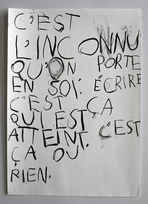 LTW (Marguerite Duras, Ecrire), 2024, fusain sur papier, 29,7x21 cm.